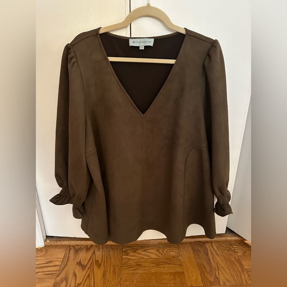 Tuckernuck Dark Green Suede Easton Blouse (XXL)